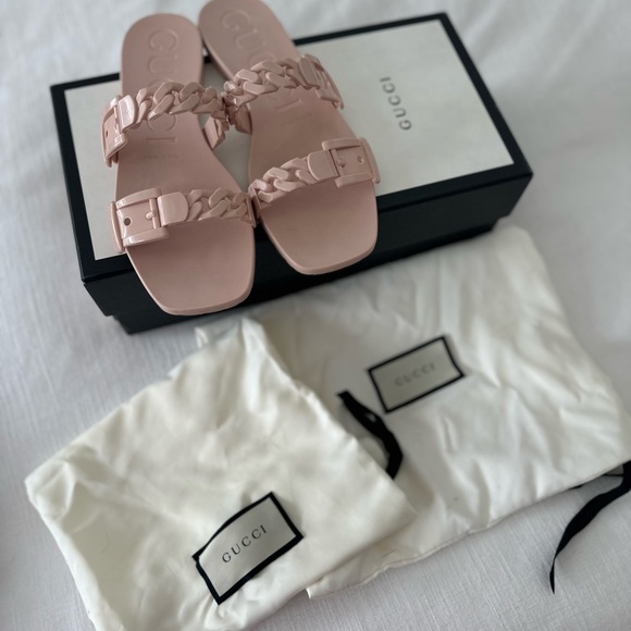 Gucci Pink Rubber Chain-Strap Slide Sandals - Picture 6 of 6